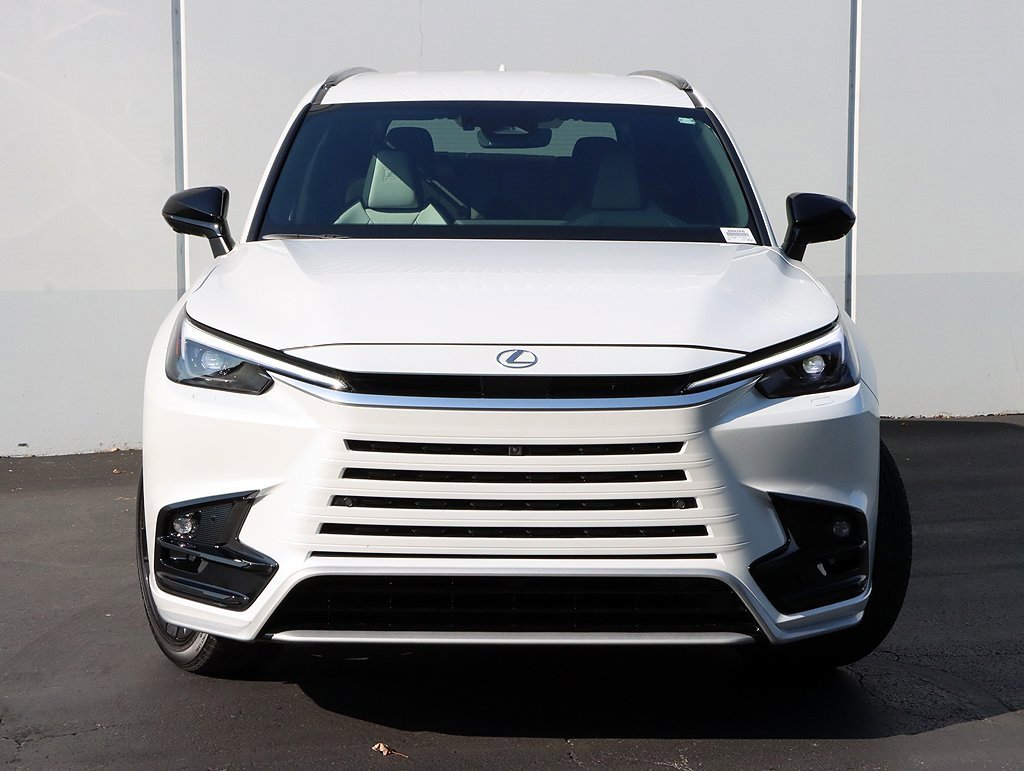 New 2026 Lexus TX 500h AWD image 5