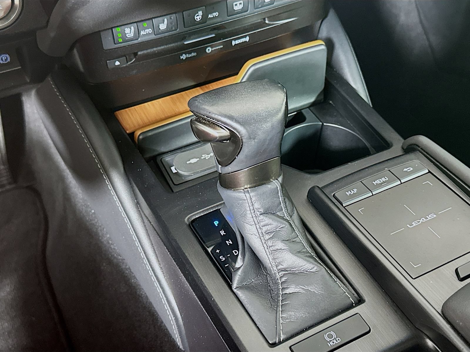 Used 2020 Lexus ES 350 w/ Accessory Package 2 FWD image 17