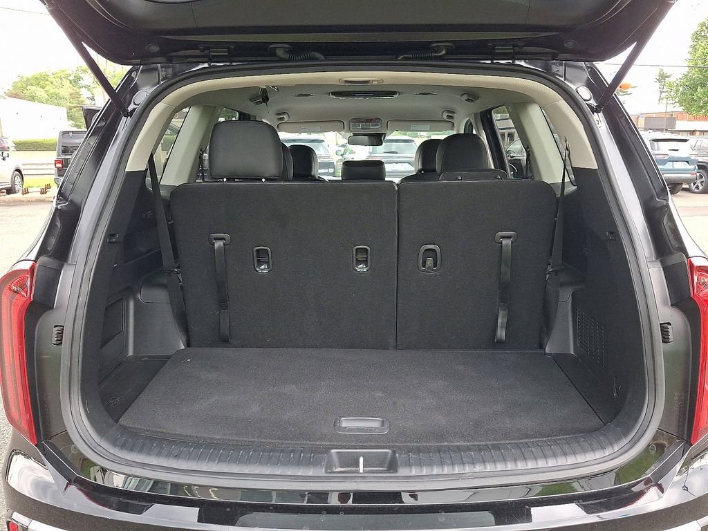Used 2024 Kia Telluride LX AWD/4WD image 30