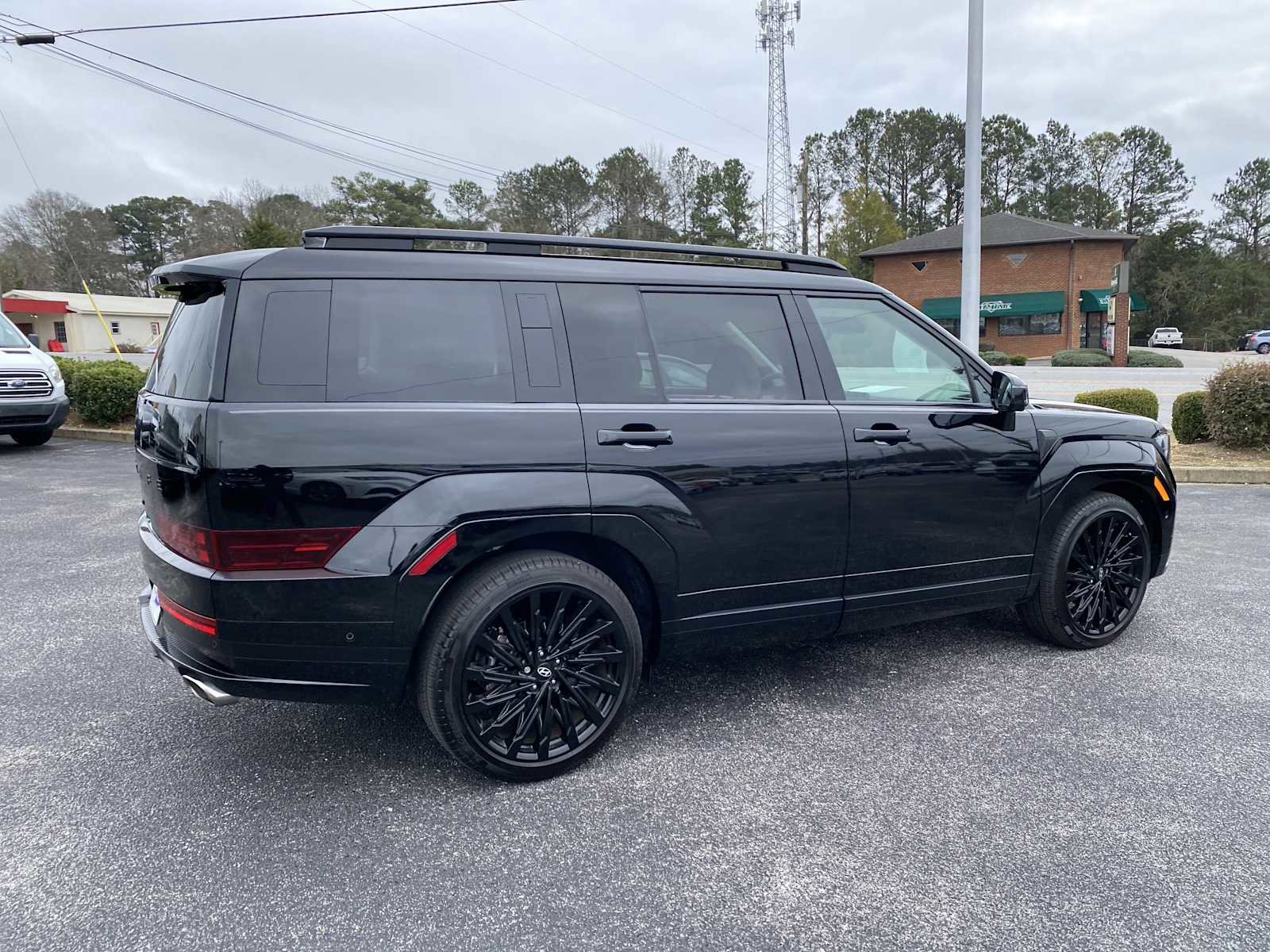 Certified 2025 Hyundai Santa Fe Calligraphy image 5