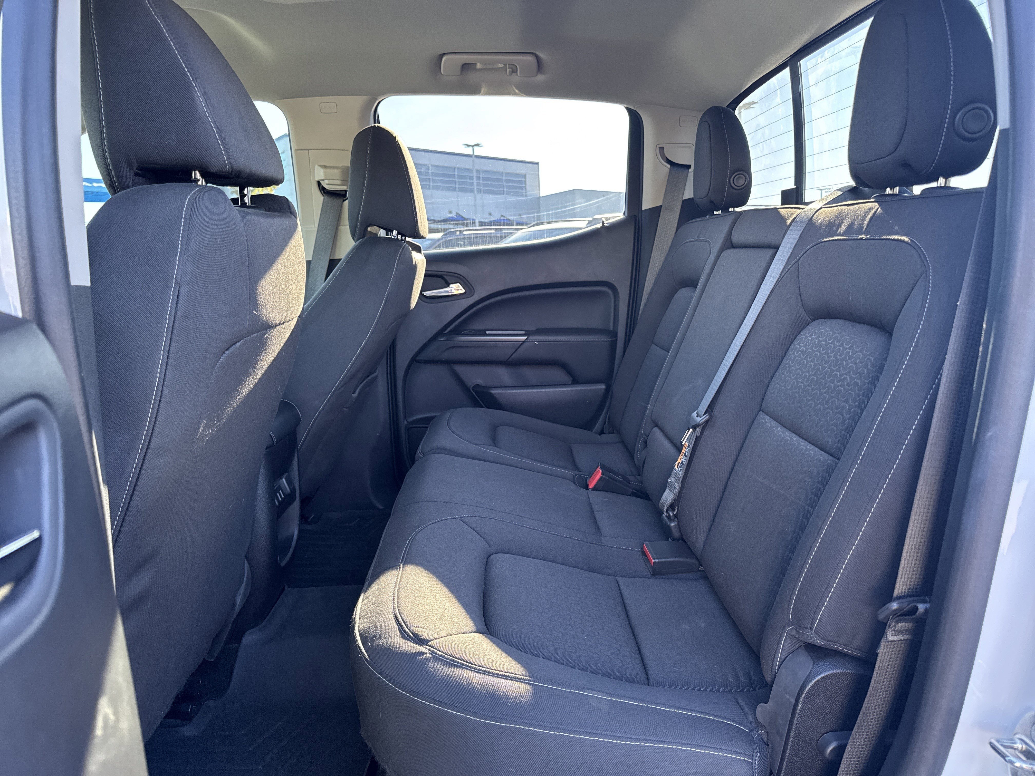 Used 2016 GMC Canyon SLE w/ SLE Convenience Package image 26