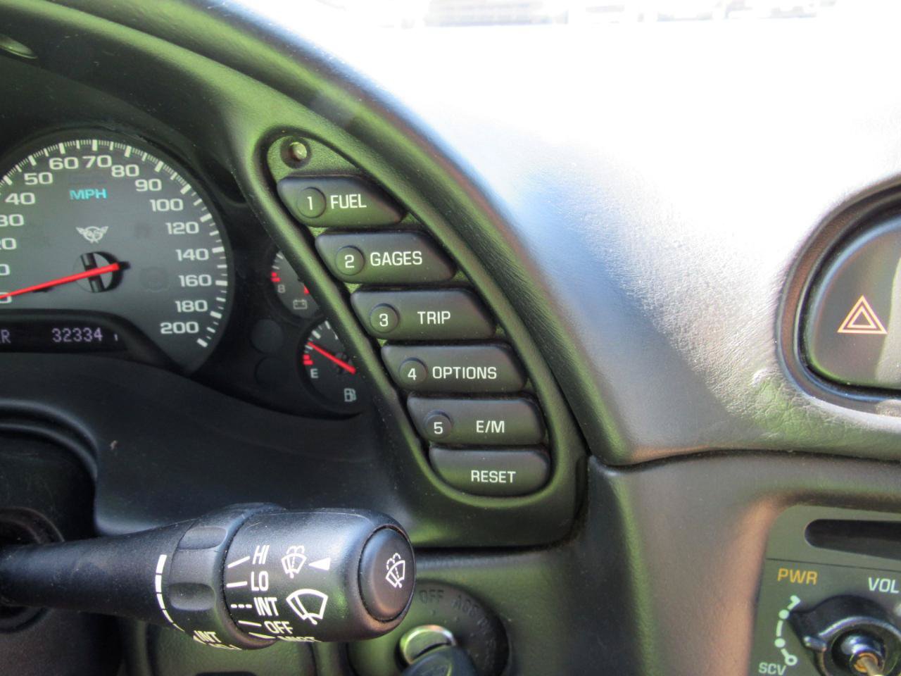 Used 2004 Chevrolet Corvette Convertible w/ Preferred Equipment Group RWD image 27