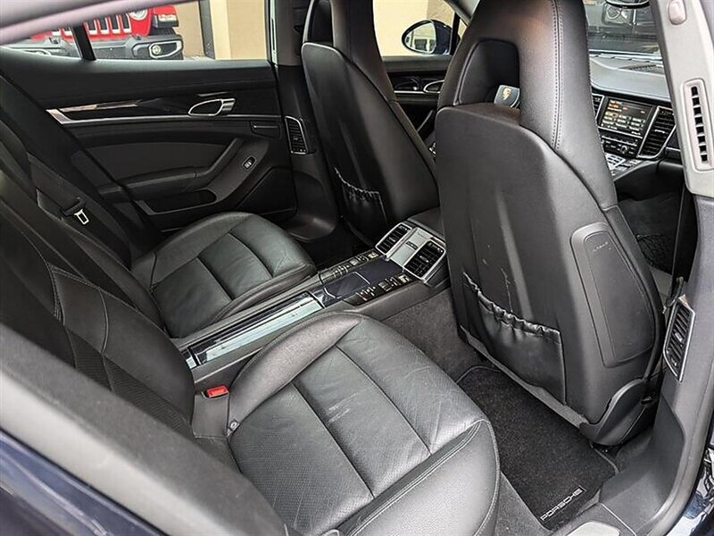 Used 2012 Porsche Panamera S RWD image 27