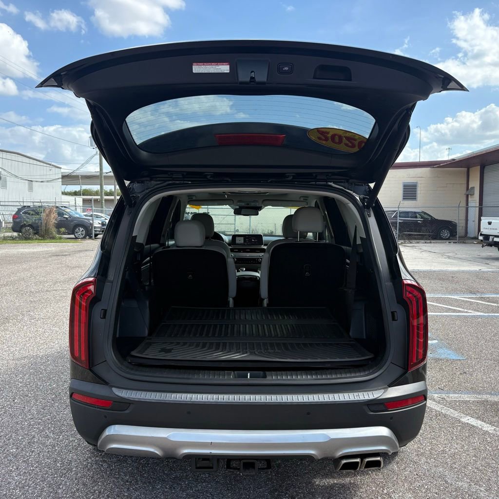 Used 2020 Kia Telluride EX w/ EX Premium Package image 13