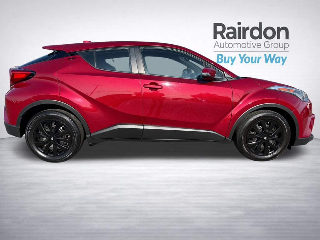 Used 2019 Toyota C-HR LE FWD image 8