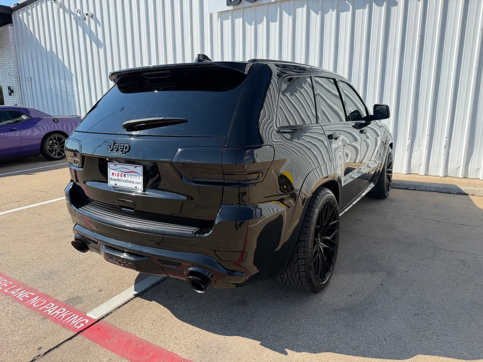 Used 2019 Jeep Grand Cherokee SRT w/ Trailer Tow Group IV AWD/4WD image 7
