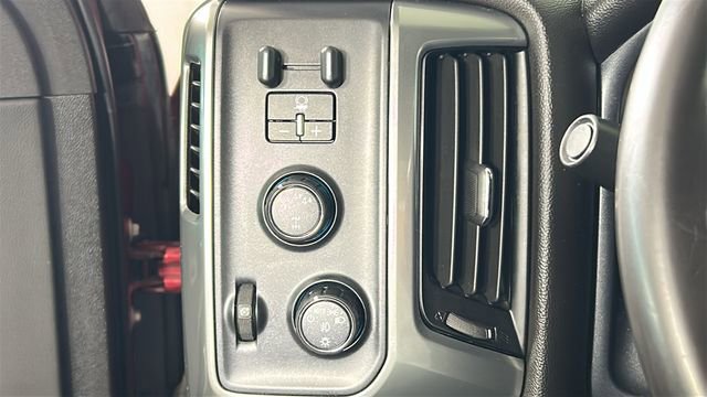 Used 2019 Chevrolet Silverado 1500 LT w/ All Star Edition AWD/4WD image 19