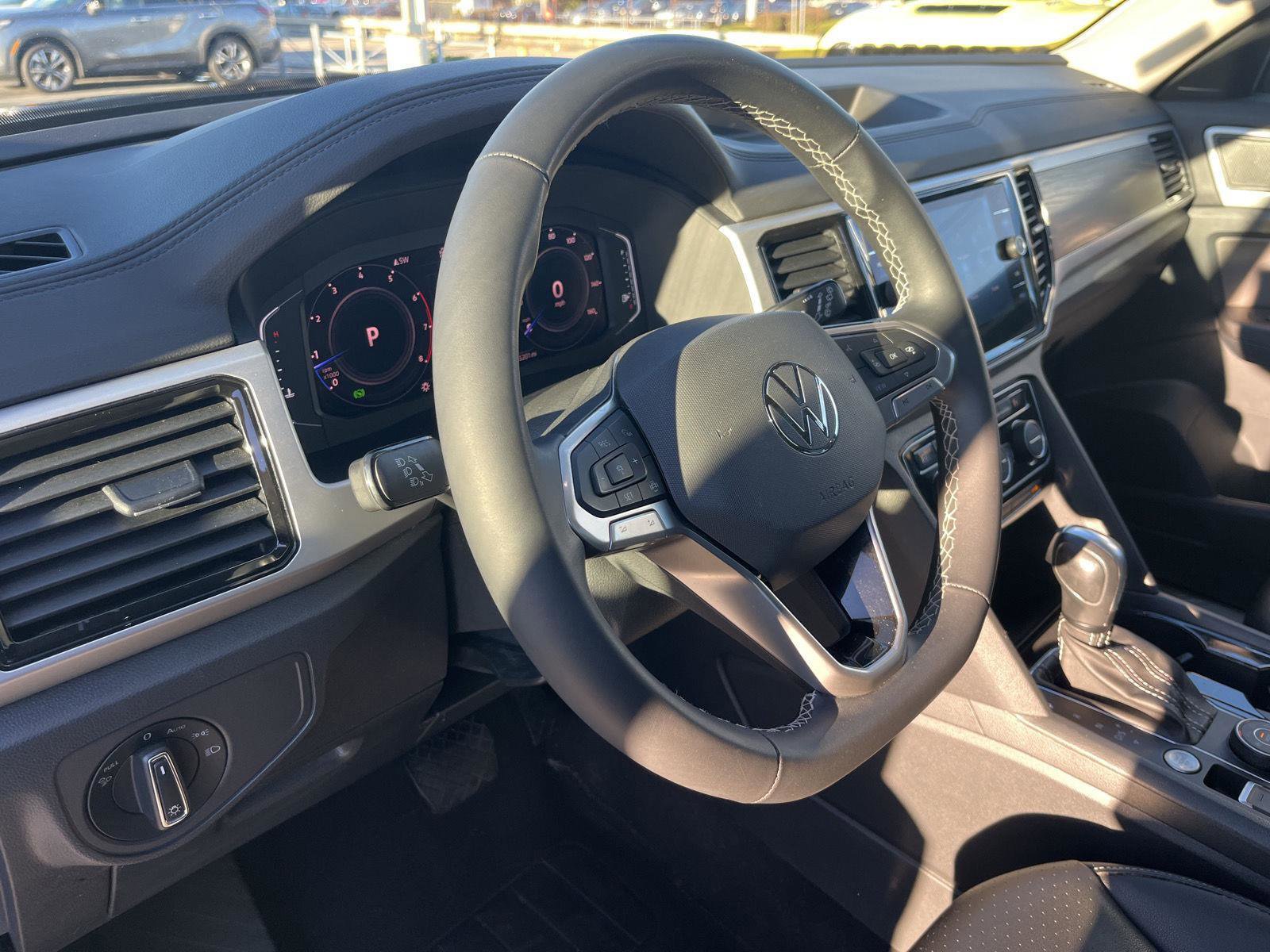 Used 2022 Volkswagen Atlas SE image 11