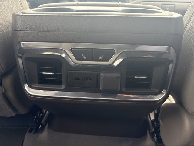 Used 2022 Chevrolet Silverado 2500 LTZ w/ LTZ Convenience Package image 30