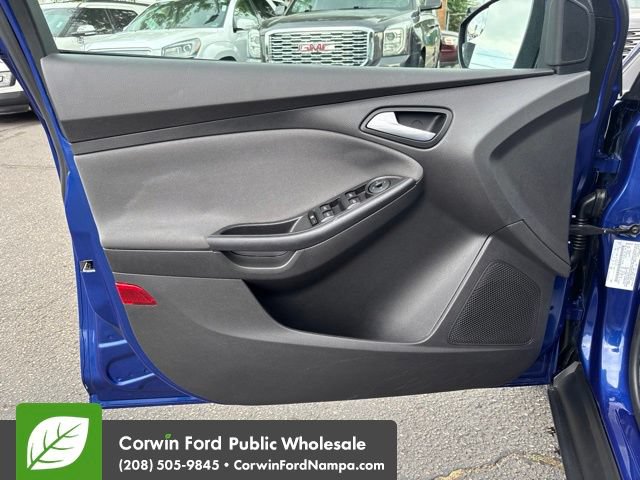 Used 2012 Ford Focus SE FWD image 12