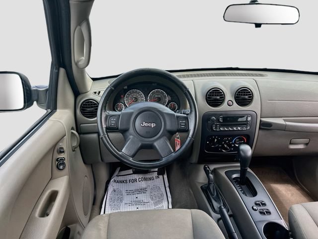 Used 2006 Jeep Liberty Sport AWD/4WD image 25