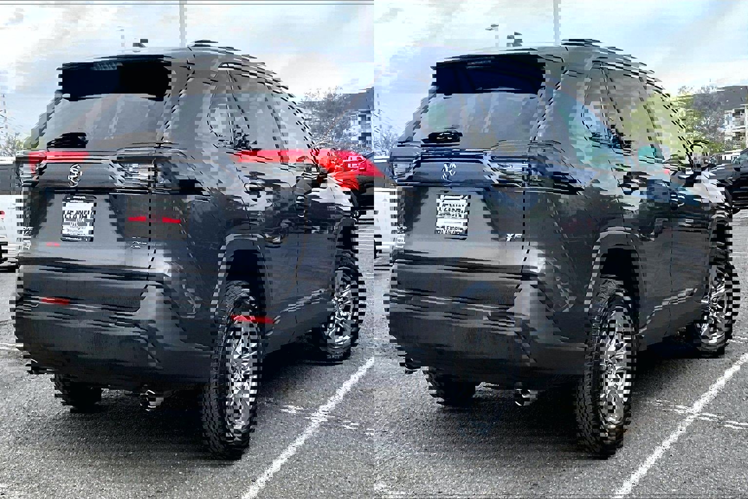 Used 2024 Toyota RAV4 XLE image 12