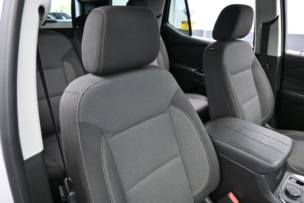 Used 2019 Chevrolet Traverse LT FWD image 40