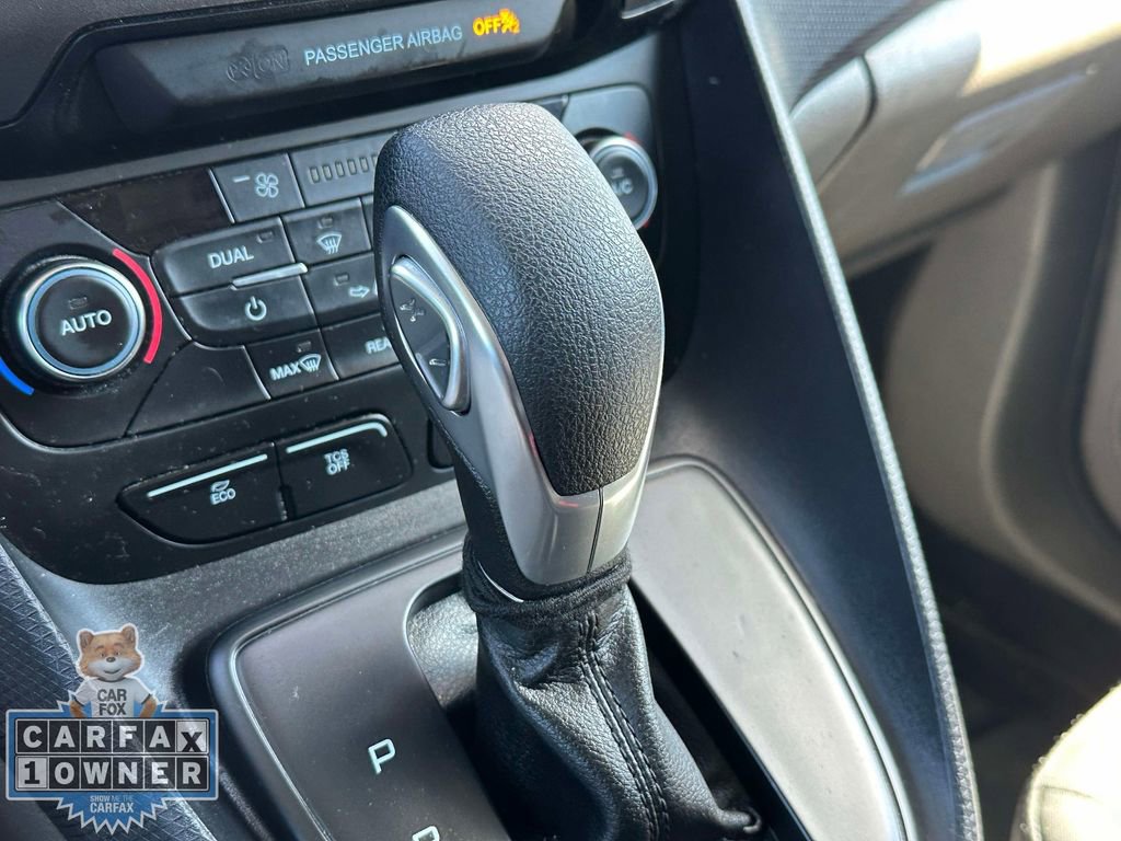 Used 2022 Ford Transit Connect XLT image 32