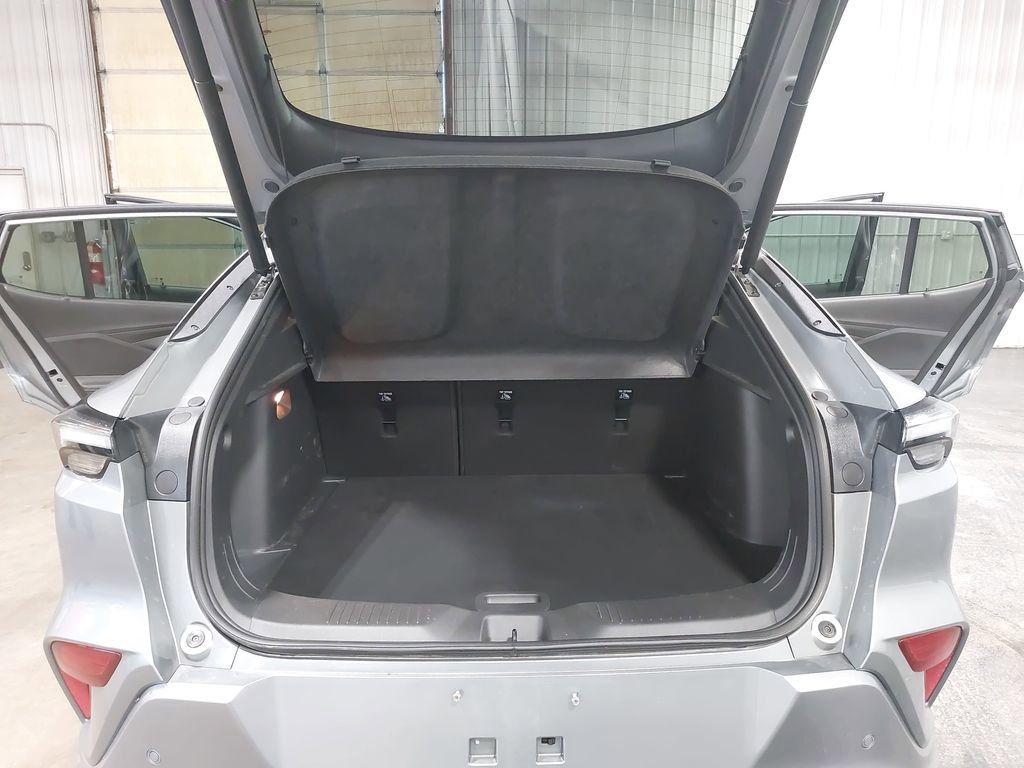 Used 2025 Buick Envista Avenir FWD image 12