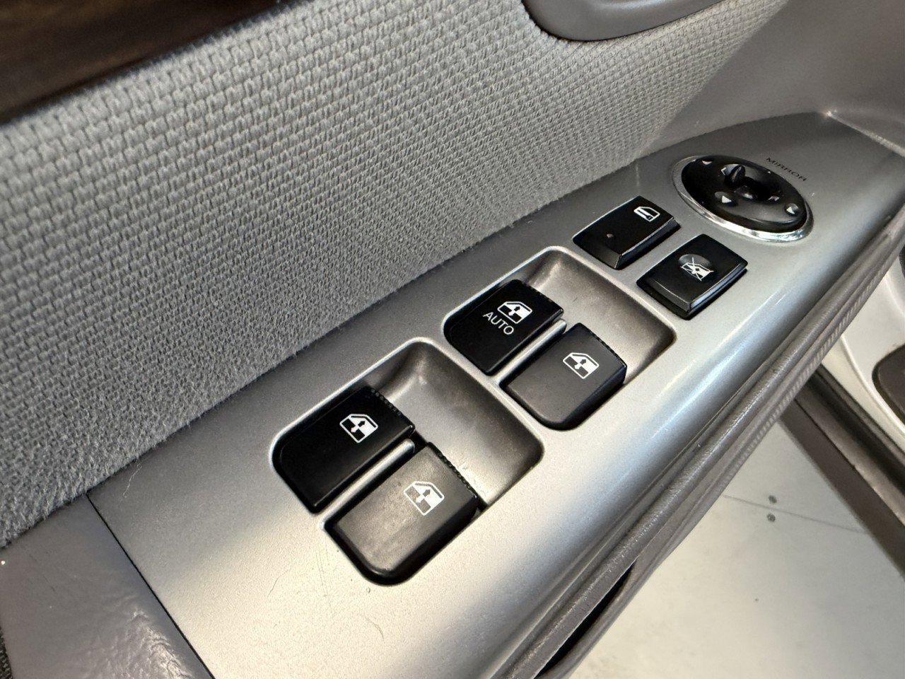 Used 2010 Hyundai Santa Fe GLS image 18