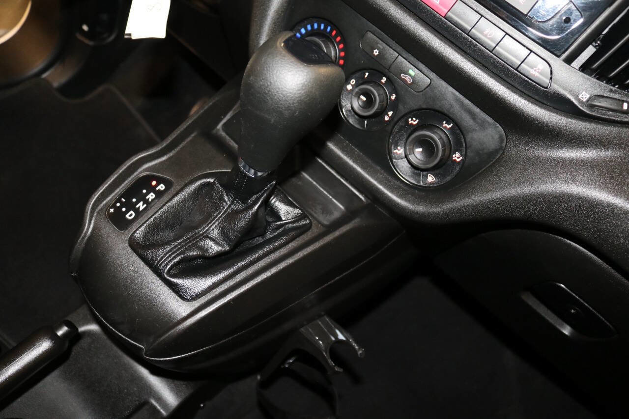 Used 2022 RAM ProMaster City Wagon w/ Lights & Wheels Group image 33