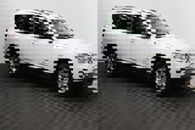 Used 2014 Jeep Compass Sport image 1