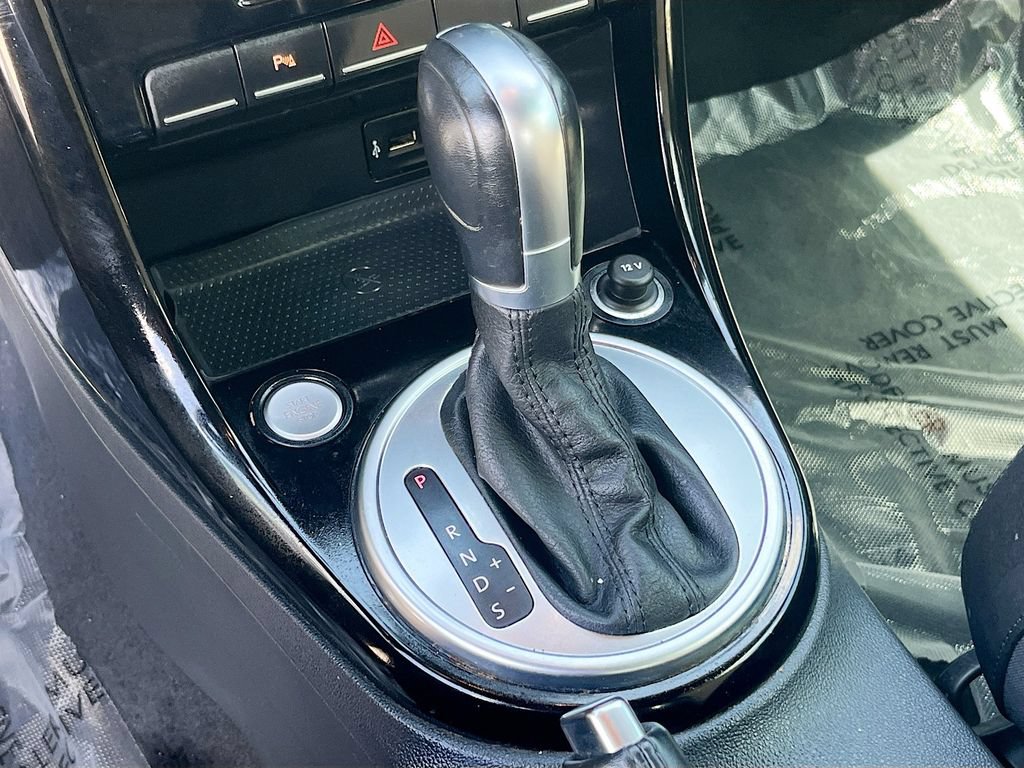 Used 2019 Volkswagen Beetle 2.0T Final Edition SEL FWD image 17