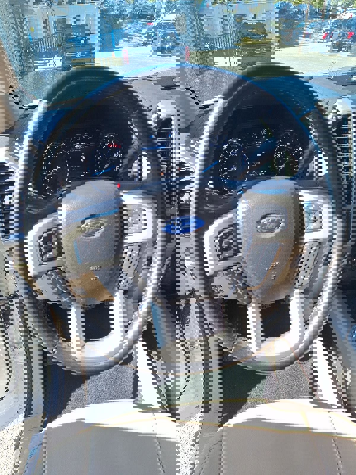 Used 2021 Ford F250 Lariat w/ Lariat Ultimate Package image 12