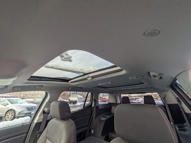 Used 2023 GMC Acadia SLE w/ Driver Convenience Package image 28