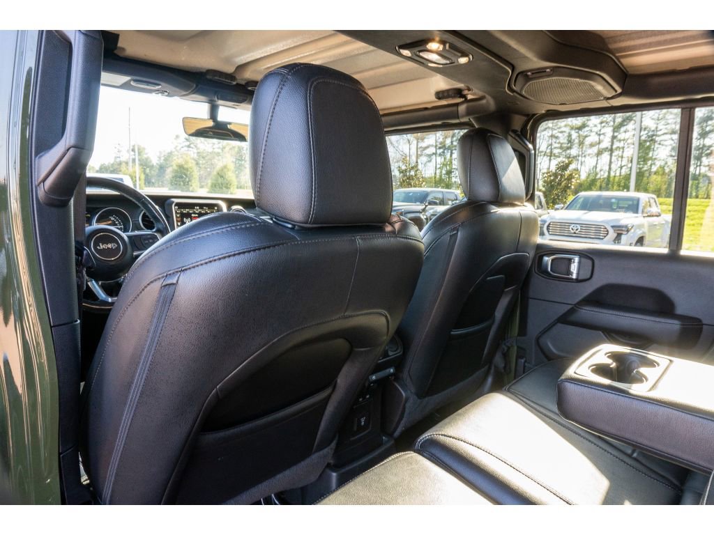 Used 2023 Jeep Wrangler Sahara w/ Cold Weather Group image 12