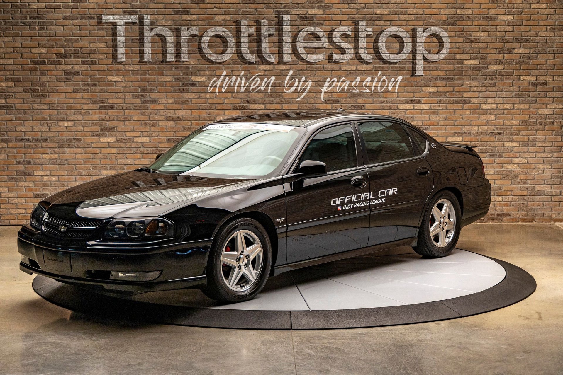 Used 2004 Chevrolet Impala SS image 3