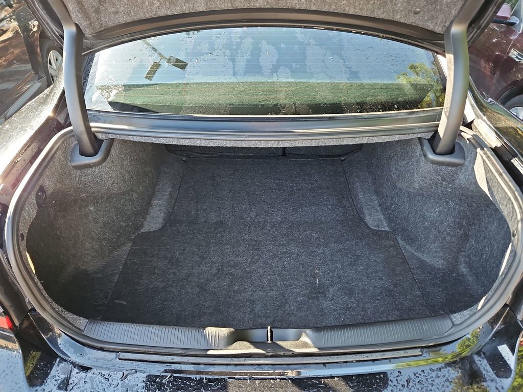 Used 2023 Dodge Charger SXT RWD image 28