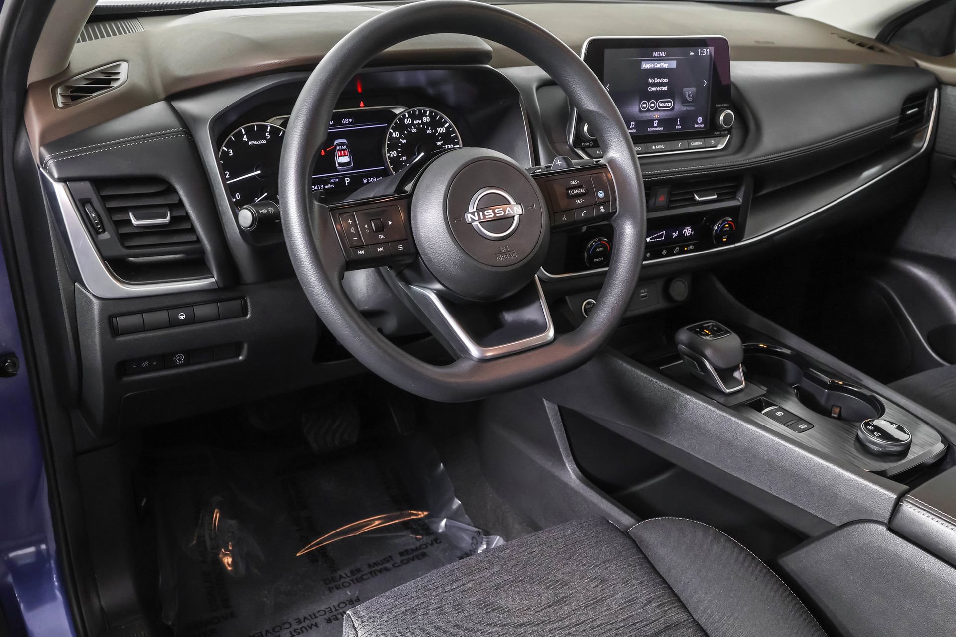 Used 2023 Nissan Rogue SV image 10