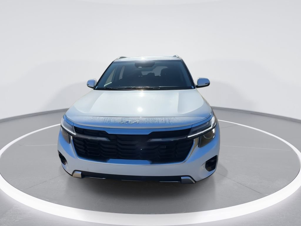 New 2026 Kia Seltos EX FWD image 3