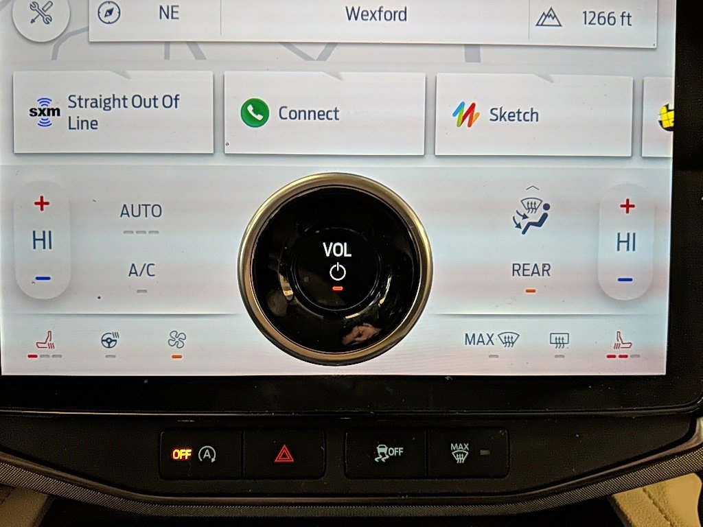 Used 2023 Ford Expedition Limited image 23