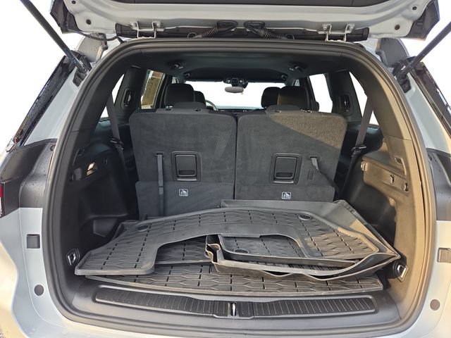 Used 2024 Jeep Grand Cherokee L Laredo w/ Trailer Tow Package AWD/4WD image 19