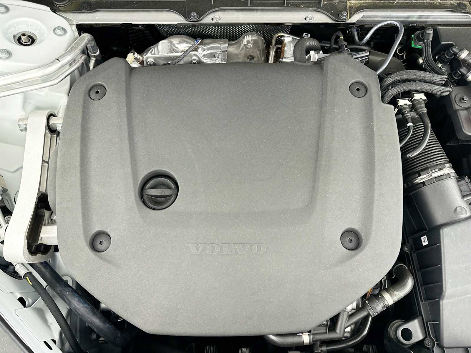 Used 2025 Volvo XC90 B6 Plus w/ Protection Package Premier image 30