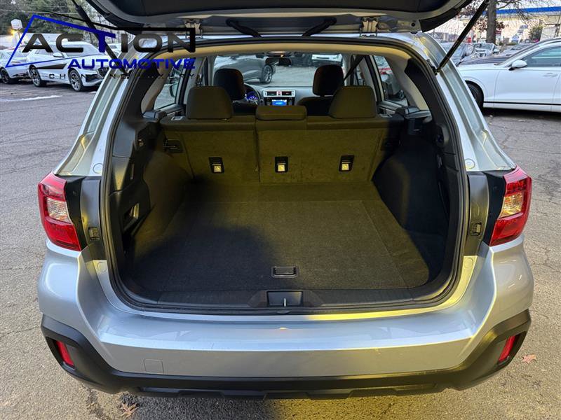 Used 2019 Subaru Outback 2.5i image 17
