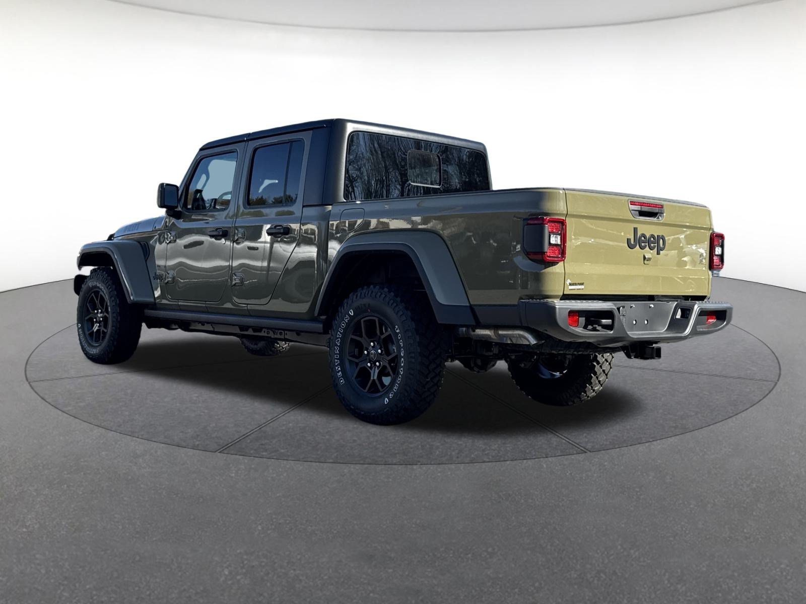 New 2026 Jeep Gladiator Sport AWD/4WD image 3