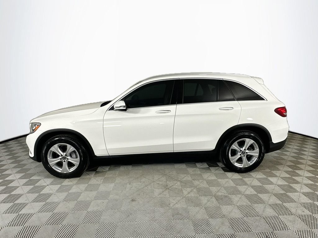 Used 2018 Mercedes-Benz GLC 300 image 4