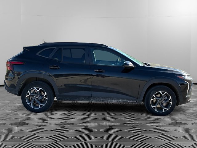 Certified 2024 Chevrolet Trax LT w/ Driver Confidence Package FWD image 6