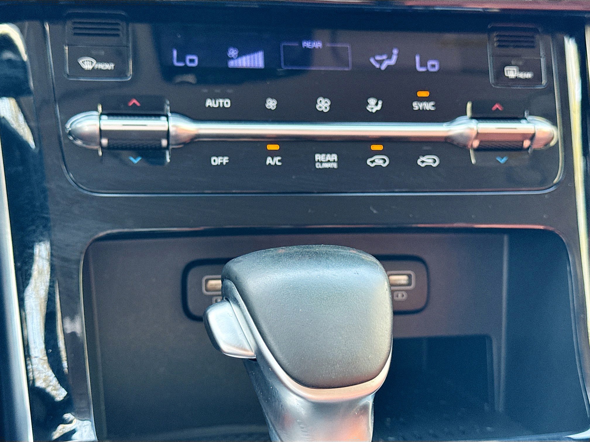 Used 2022 Kia Carnival SX FWD image 36