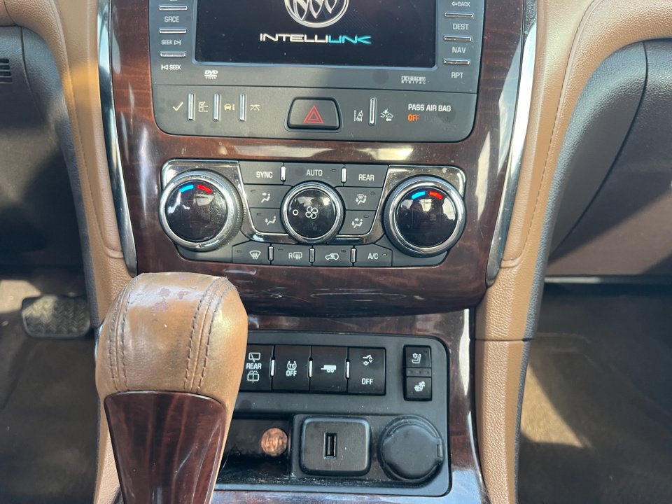 Used 2016 Buick Enclave Premium w/ Experience Buick Package FWD image 21