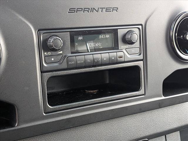 Used 2021 Mercedes-Benz Sprinter 2500 image 13