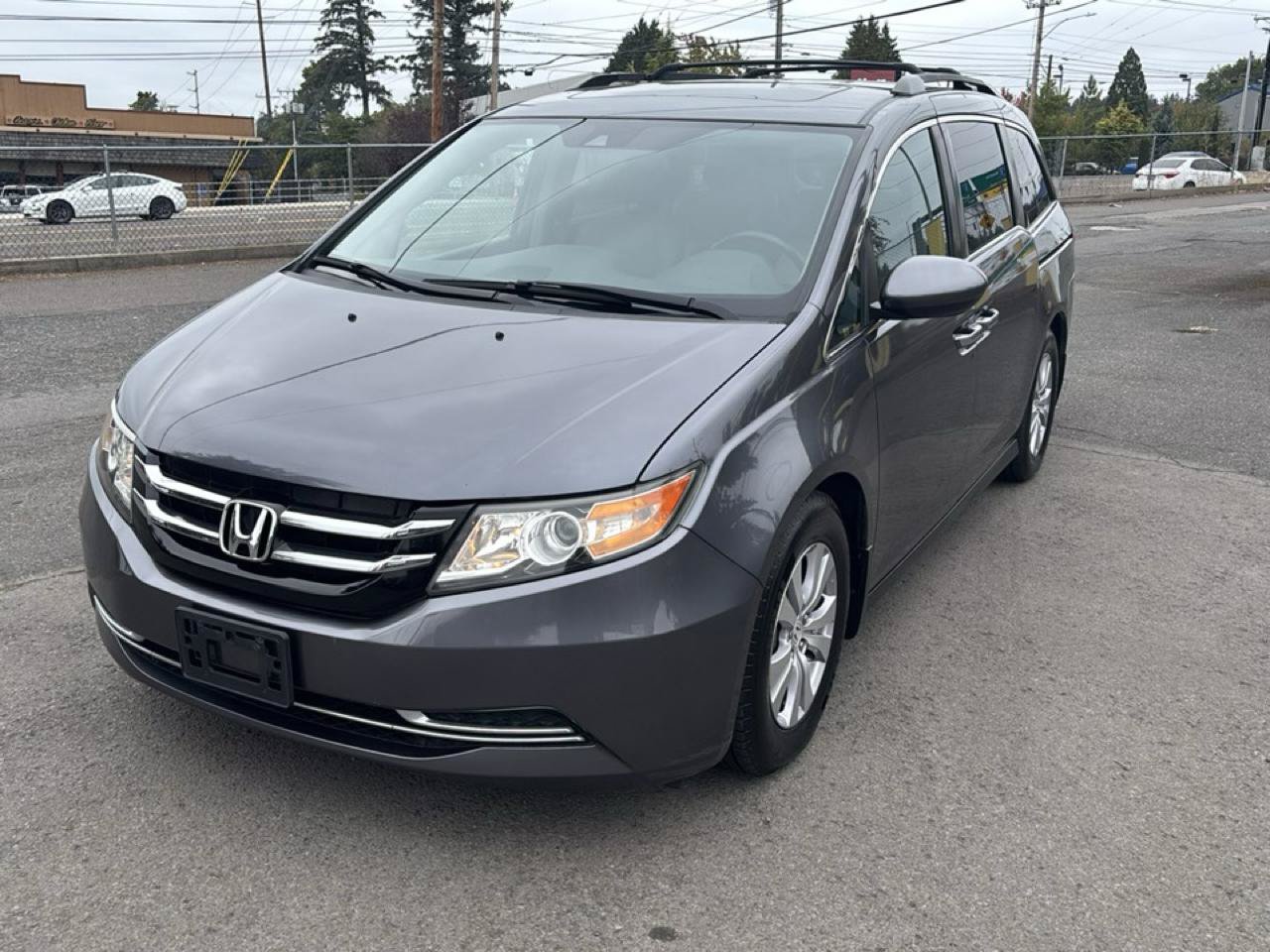 Used 2016 Honda Odyssey EX-L image 2