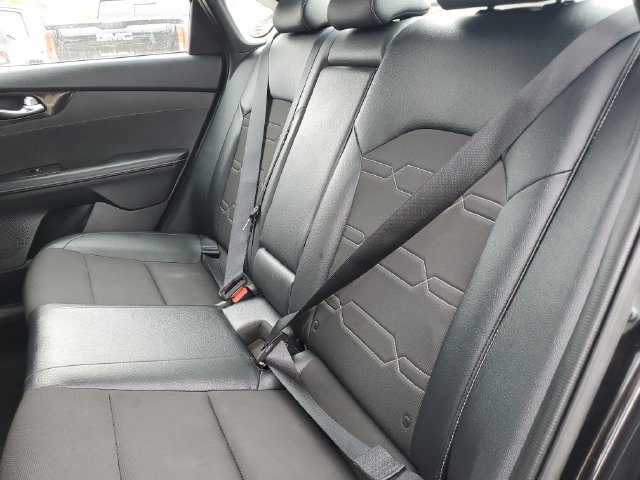 Used 2021 Kia Forte GT-Line w/ GT-Line Premium Package FWD image 27