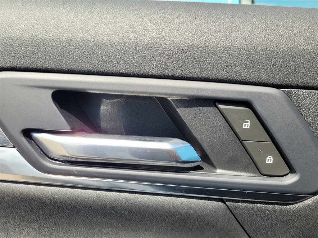 New 2025 GMC Terrain Elevation image 27