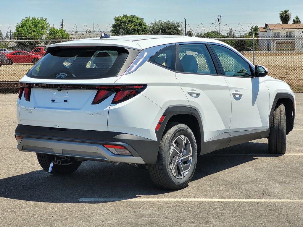 New 2026 Hyundai Tucson Blue SE w/ Tow & Go Package AWD/4WD image 4