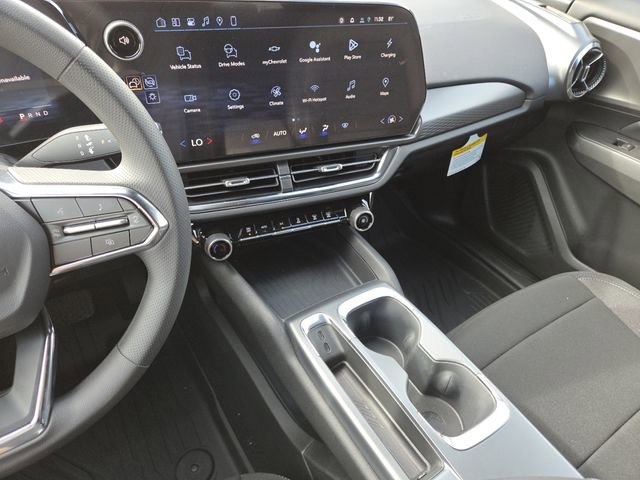 New 2026 Chevrolet Equinox EV LT image 30