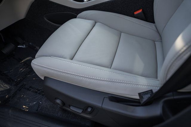 Used 2026 Volvo XC40 B5 Plus w/ Protection Package Premier AWD/4WD image 30
