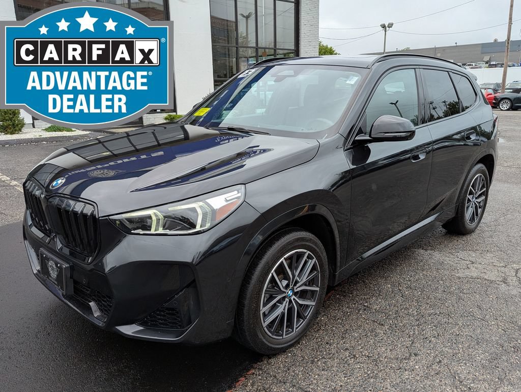 Used 2023 BMW X1 xDrive28i w/ Premium Package AWD/4WD image 2
