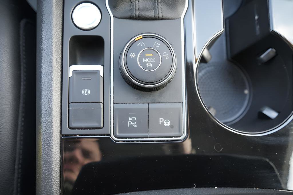 Used 2019 Volkswagen Atlas SEL Premium image 38