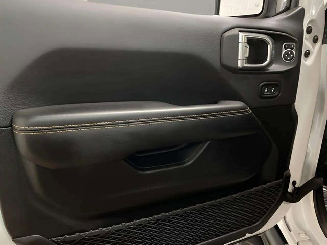 Used 2025 Jeep Wrangler Unlimited Sahara w/ Safety Group image 90