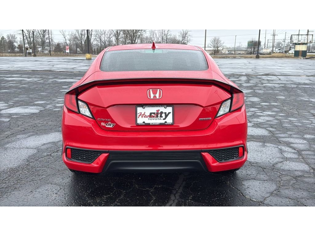 Used 2019 Honda Civic Touring image 6